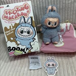 Labubu-SEA SALT COCONUT Exciting Macaron - New in Box. Opened to verify.PopMart